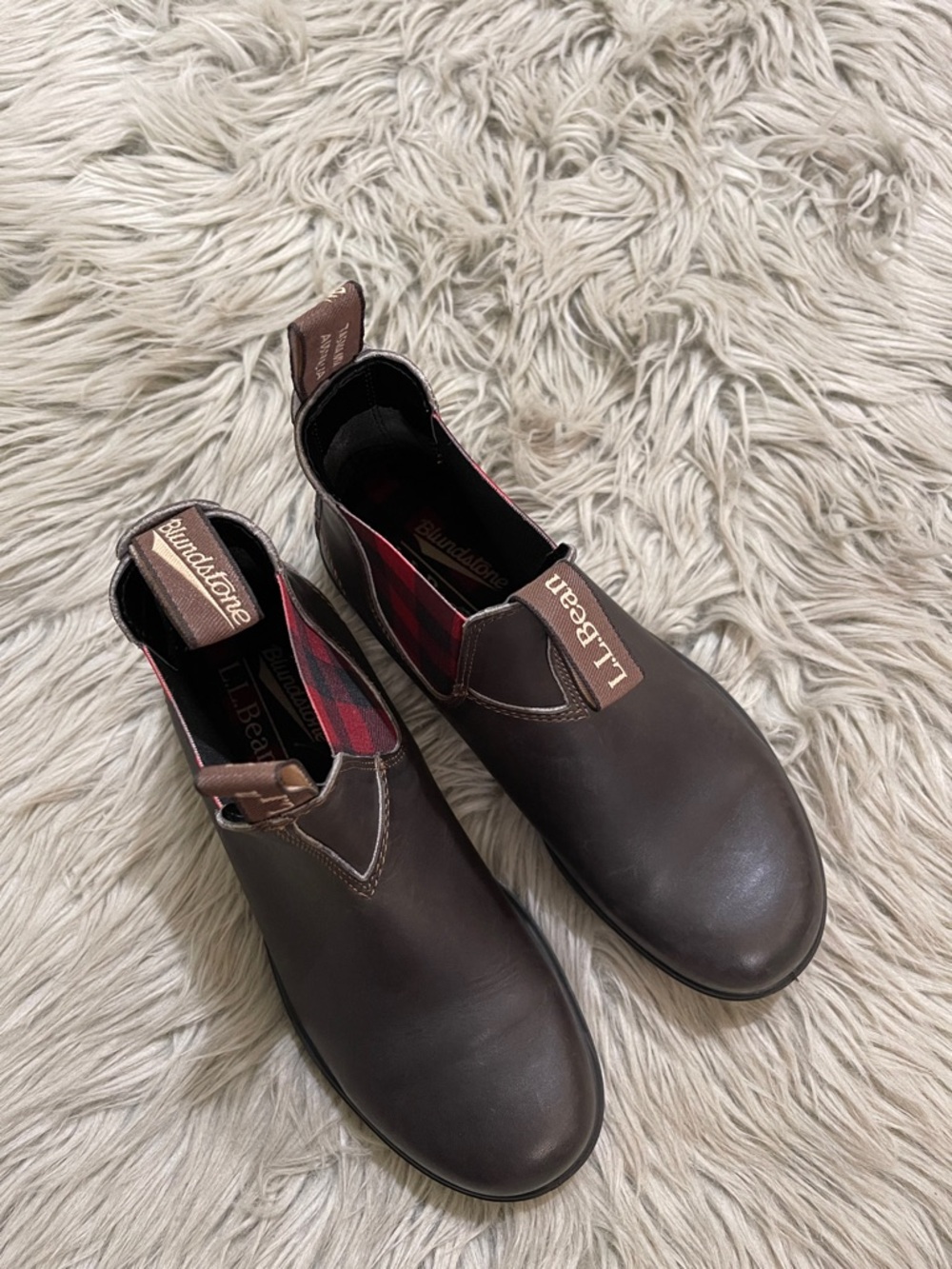 Blundstone Brown Leather Chelsea Boots with Red & Black Plaid Elastic - Picture 4 of 6